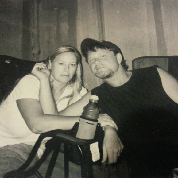 SusetteSells - Picture 1 of 1